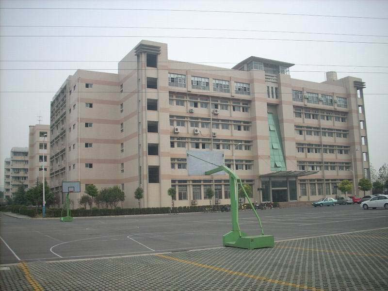 武漢體育運動學(xué)校