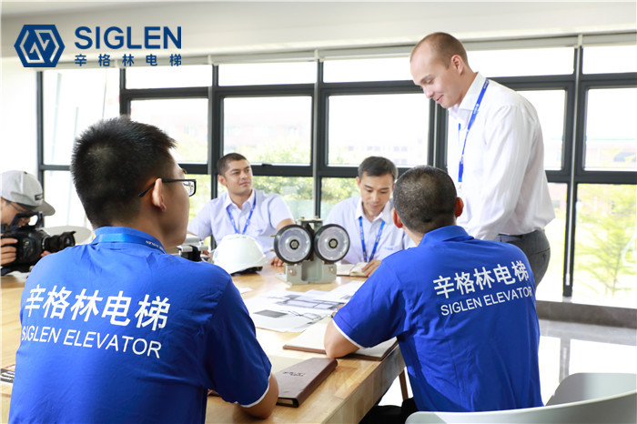 廣州無底坑家用電梯品牌辛格林電梯值得購買嗎？